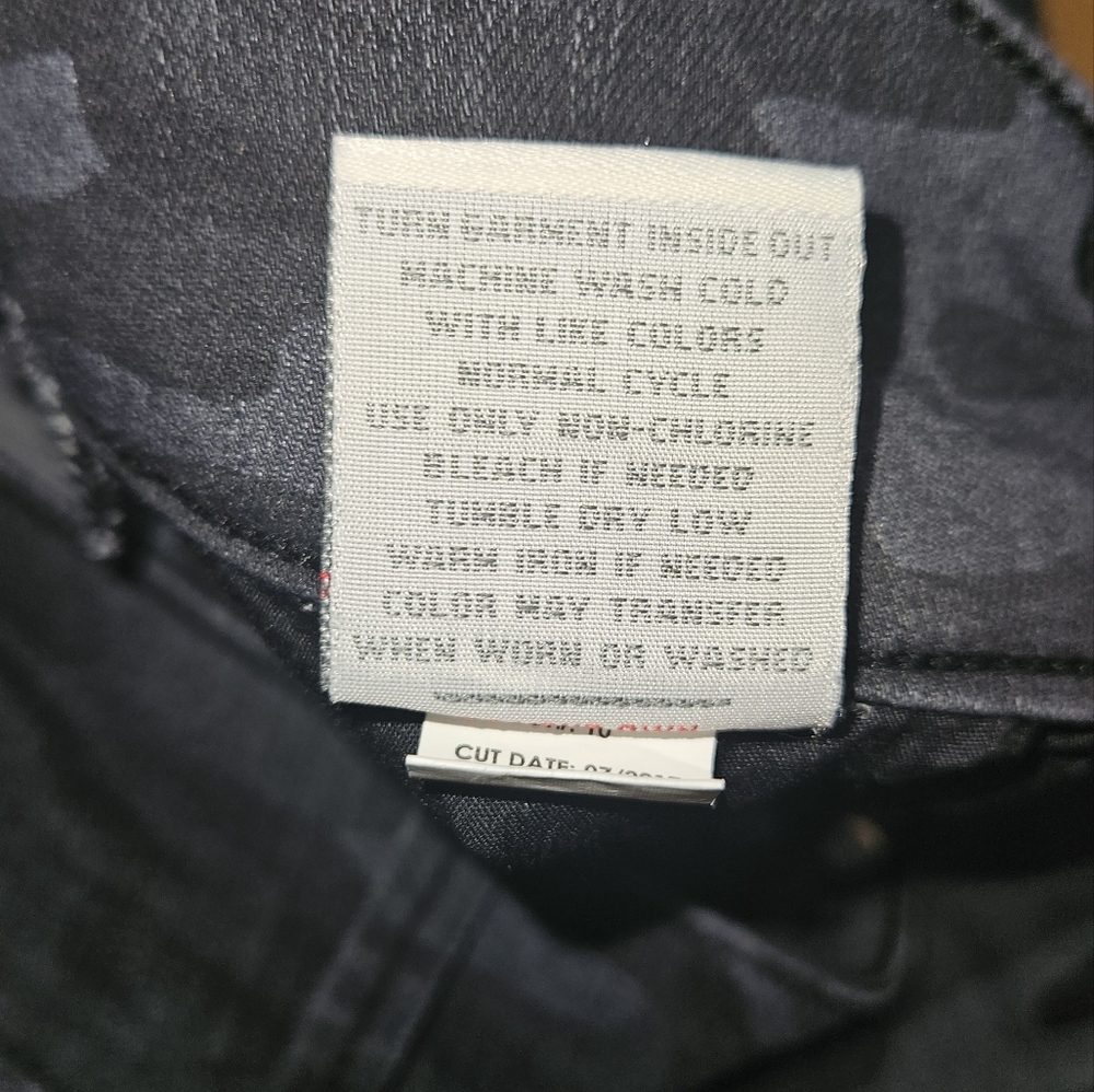 Torrid Women's Black Camouflage Jeggings Size 18. - Picture 8 of 11